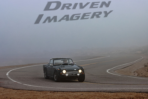 Triumph TR 250 - 1