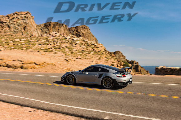 2018 Porsche 991.2 Carrera GT2 RS Weissach - 11