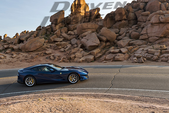 Ferrari 812 Superfast - 2