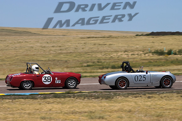 025 Mark Lessner - 1959 Austin Healey Sprite & 38 Mike Jones - 1967 MG Midget - 2