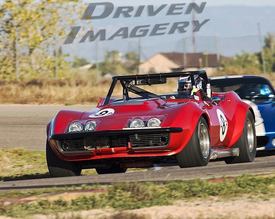 8 JP Griffith - 1968 Chevrolet Corvette Roadster - 4
