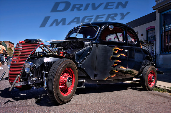 Ford Red Devil & Black Coupe