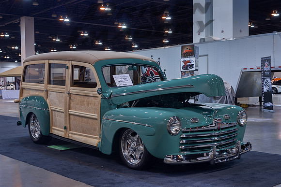 1946 Ford Woody Wagon - 1