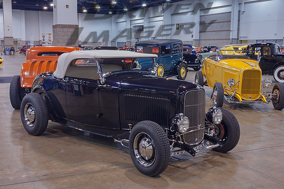 1932 Ford Roadster - White Top - 1