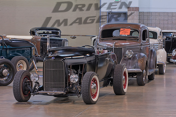1932 Ford Roadster - Black - 1