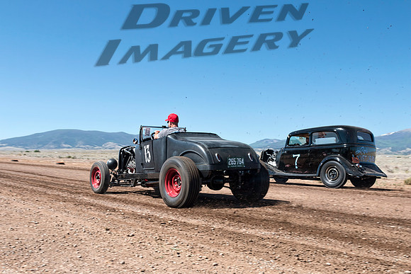 28_13 Paul Dozoretz - 1926 Ford Roadster vs 7 Trevor Squires - 1933 Ford Tudor Sedan - 3 (1)