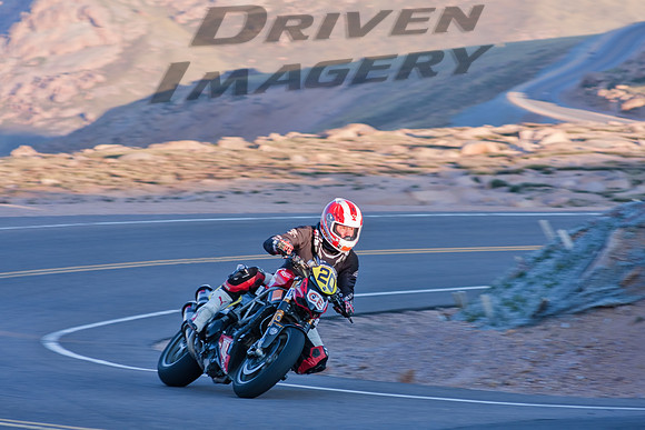 20 Bruno Langlois - 2010 Ducati Street Fighter - #01