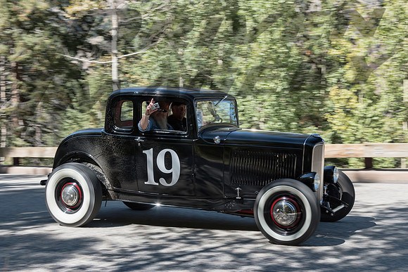 19 Tom Wentworth - 1932 Ford 5-Window Coupe - 5