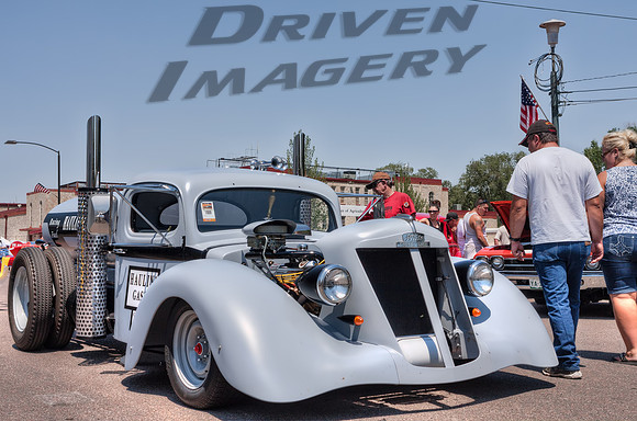 Haulin' Gass Kustom Truck - Front