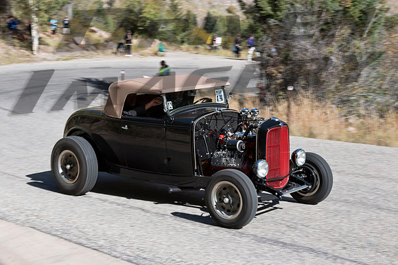 22 Frank Wallic - 1932 Ford Roadster - 2
