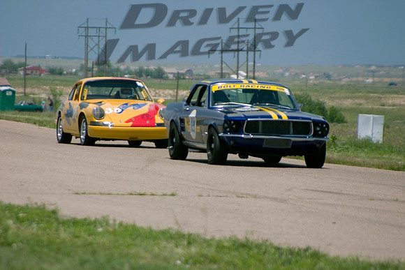 Robert Jimenez #128 1967 Ford Mustang & Darryl Brown #35 1967 Porsche 911