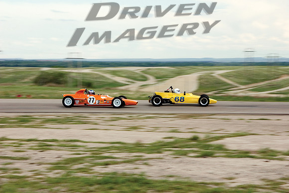 Tomas Pester #68 1970 Keonig-Heath KHF1 & Andrew Antipas #77 1972 Titan Mk 6B