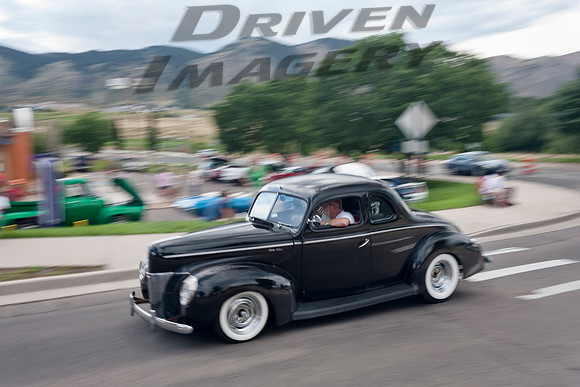 1940 Ford Custom Deluxe Coupe - 01