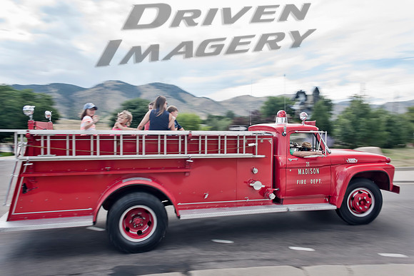 Ford 600 Fire Truck - 01