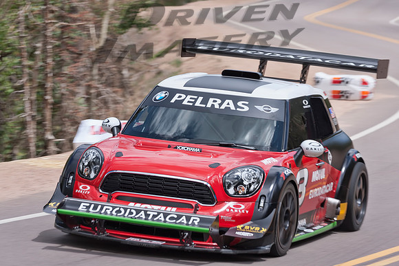 3 Jean-Philippe Dayraut - 2011 Mini Countryman - 02