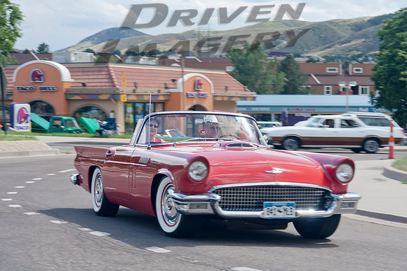 1957 Ford Thunderbird - 01