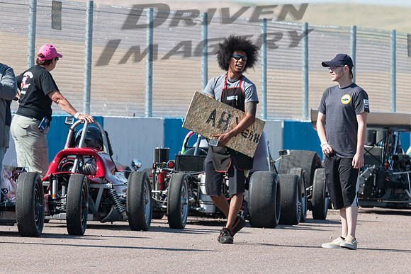 Group 3 on Grid - Ah Yeah