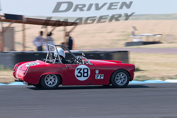 38 Richard Weiskopf - 1967 MG Midget - 2