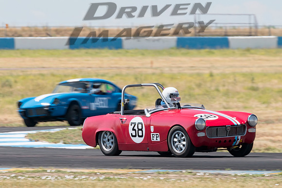 38 Richard Weiskopf - 1967 MG Midget - 1