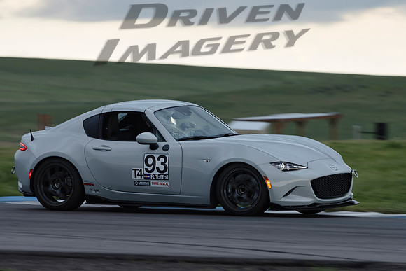 93 Reno Toffoli - 2017 Mazda MX-5 Miata RF - 9