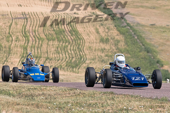 121 Steve Morrison - 1970 LeGrand Mk 10F & 528 James Roelofs - 1977 Lola T440