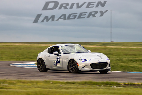 93 Reno Toffoli - 2017 Mazda MX-5 Miata RF - 6