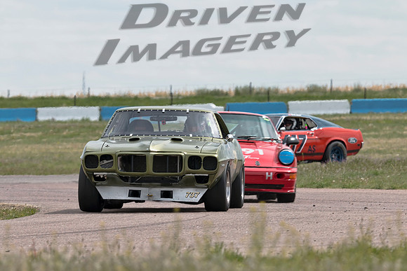 737 Jeff Payne - 1969 Pontiac Firebird & 991 Robert Ames - 1993 Porsche RSAmerica - 2