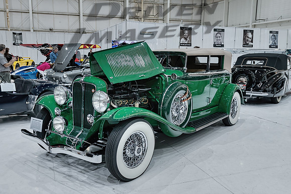 1932 Auburn 12-160A Phaeton Sedan - 4