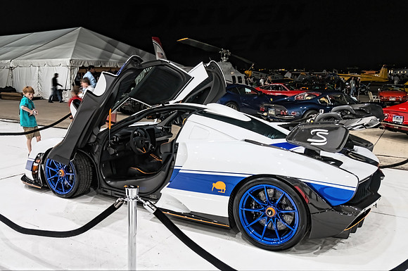 McLaren Senna - White Kiwi Logo - 4