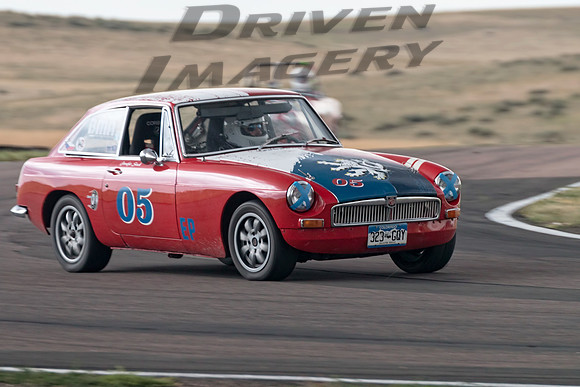 05 Frank Albert - 1967 MG GT -4