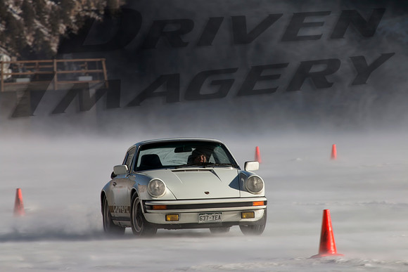 Porsche 911 Carrera - White & Gold - 1