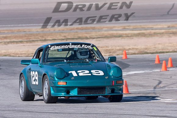 129 Mike Ries - 1980 Porsche 911 SC - 01