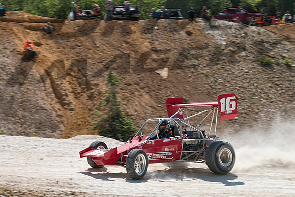 16 Chris Becker - 8