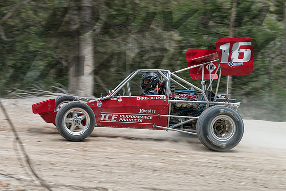 16 Chris Becker - 16
