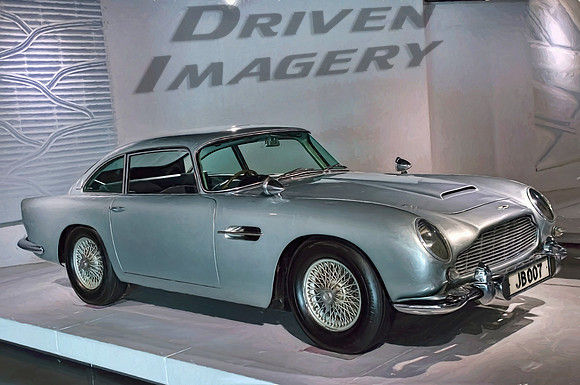 1964 Aston Martin DB5 - Large - Painted
