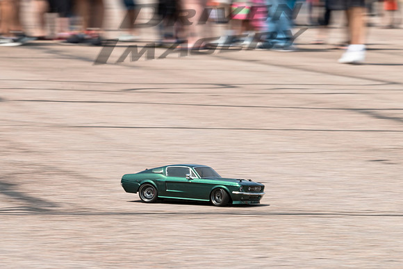 Bullit Mustang RC Car - 3