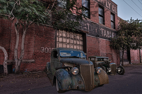 1936 Ford Coupe - Dark