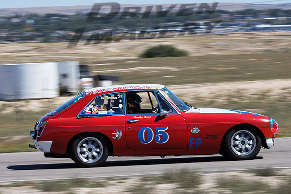 05 Jason Down - Lunch Ride - 1967 MG MGB GT - 6