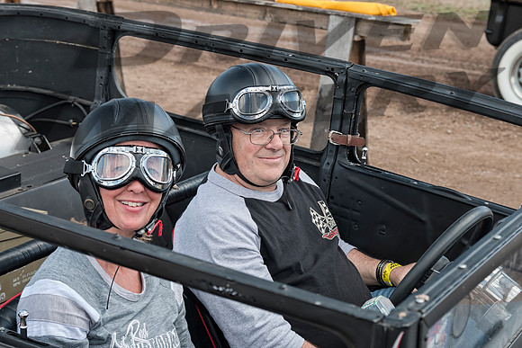 15 Jim & Sue Starr - 1928 Ford Tudor - 1
