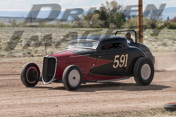 591 - Ken Schmidt - 1933 Ford Model 40 Coupe - Rolling Bones & T-33 - Mike Nicholas - 1934 Chevrolet Roadster - 3