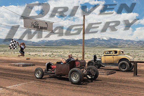 Rusty Roadster & Ford Model A Coupe - Yellow with Black Accent - 1