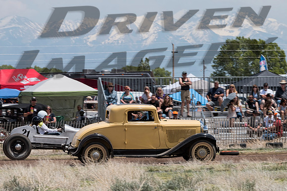 1932 Ford 3W Coupe Cream Yellow & 21 Speedster - 1