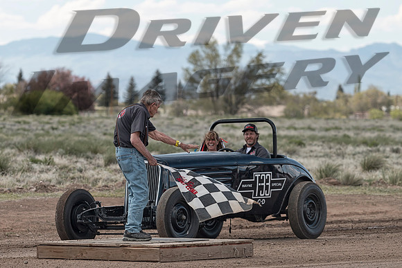 T-33 - Mike Nicholas & Amy Bourcy - 1934 Chevrolet Roadster - 1