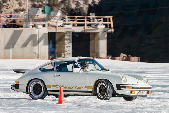 Porsche 911 Carrera - White & Gold - 4