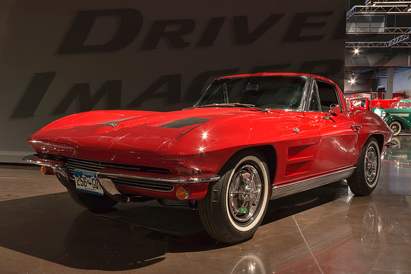 1963 Chevrolet Corvette Stingray - 1