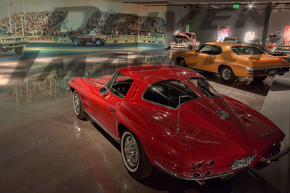 1963 Chevrolet Corvette Stingray - 3