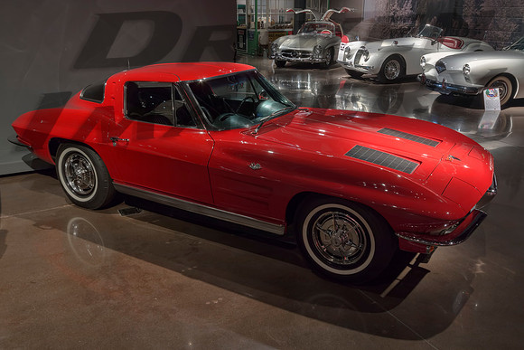 1963 Chevrolet Corvette Stingray - 1