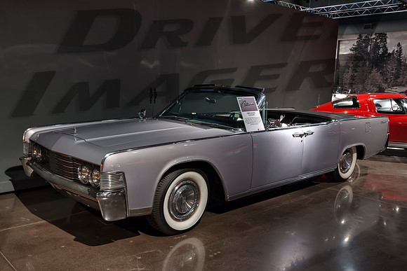 1965 Lincoln Continental Convertible - 1