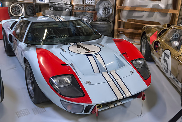 1966 Ford GT40 MK II P-1015 - 1