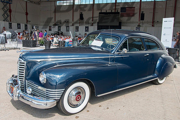 1947 Packard 2106 Custom Super Clipper - 1